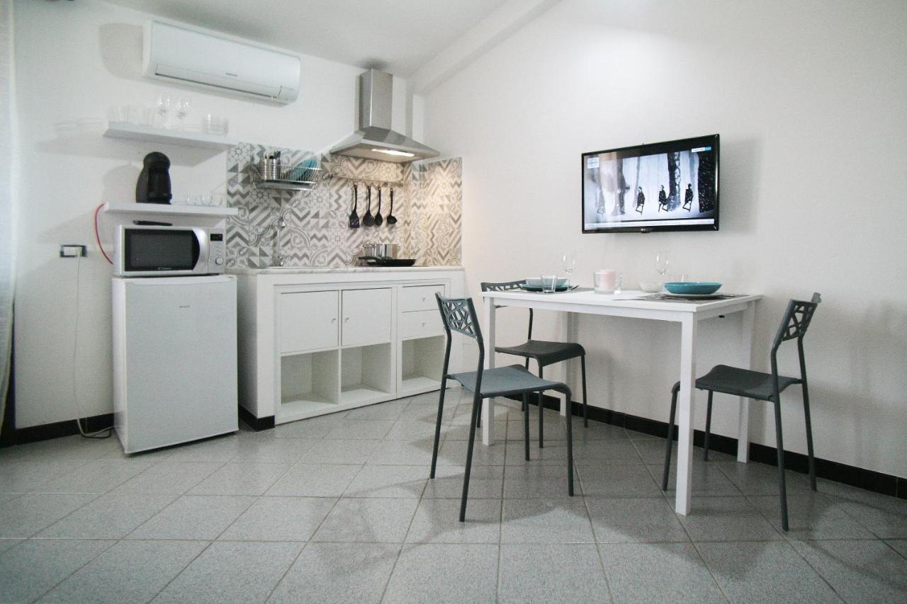 Oliver'S House Sardinia Apartment Flumini di Quartu Exterior photo