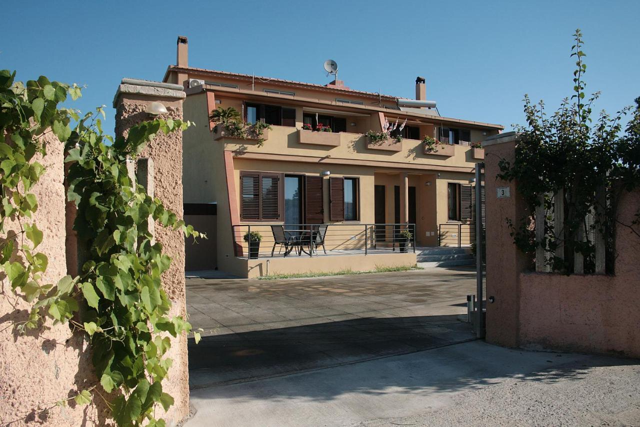 Oliver'S House Sardinia Apartment Flumini di Quartu Exterior photo